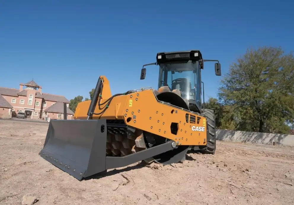 CASE SV211E Single Drum Vibratory Roller | CASE Construction Equipment