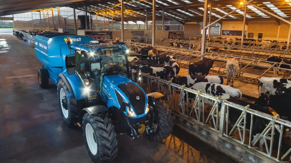 T5 Electro Command: Hodowla – małe i średnie gospodarstwa New Holland