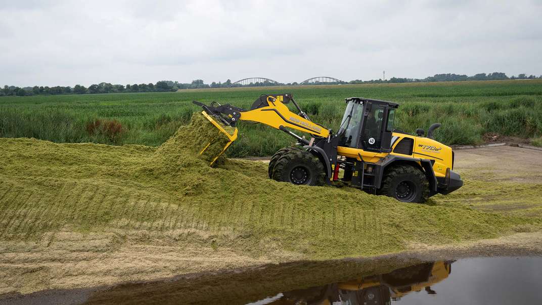 Perfekte Partner für die Silage: Agritechnica-Premiere für den Radlader W170D+ Forage Power und neue Modelle der FR Forage Cruiser Feldhäcksler