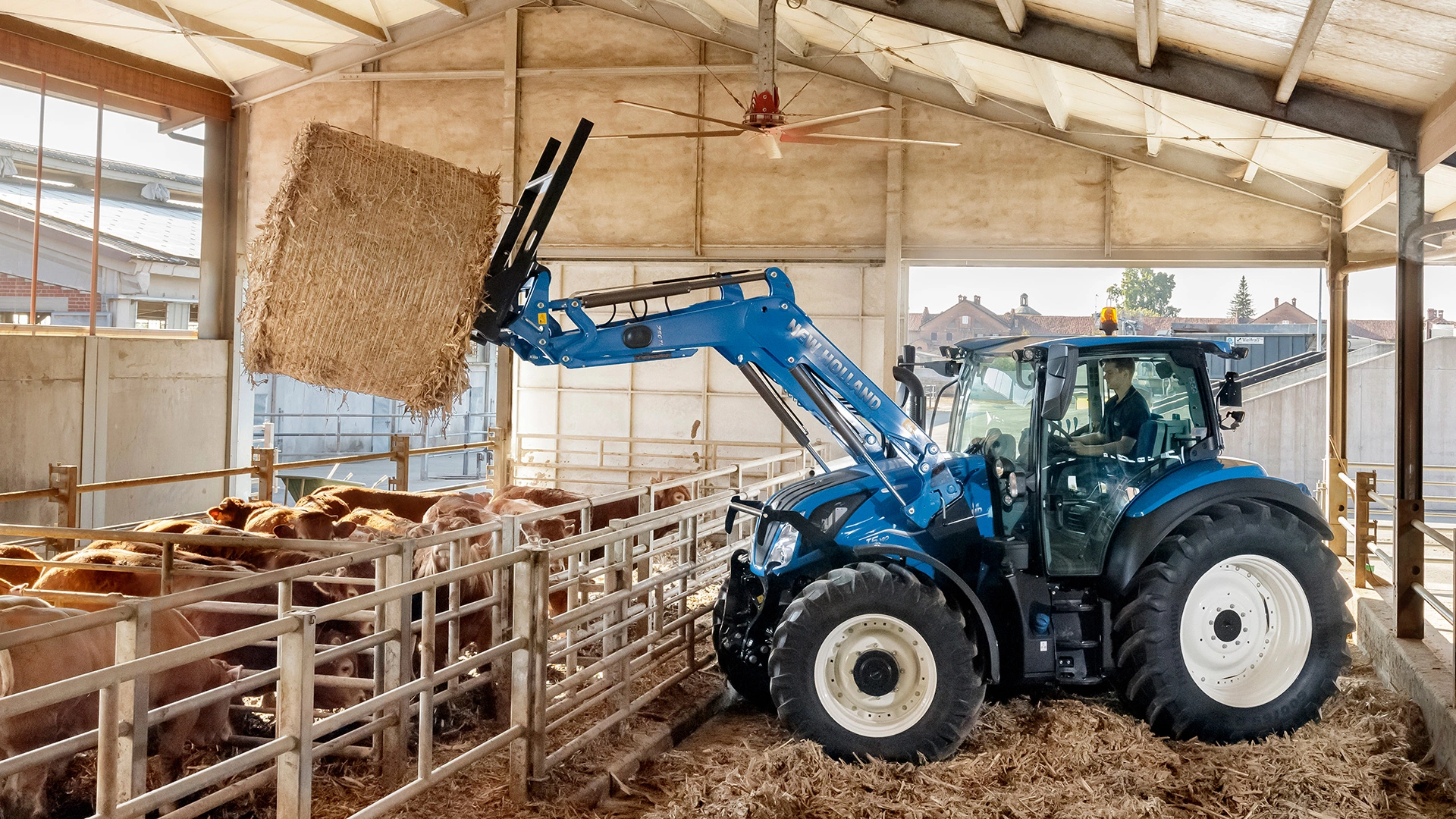 New Holland T5 Dynamic Command & Auto Command tractor with a fork