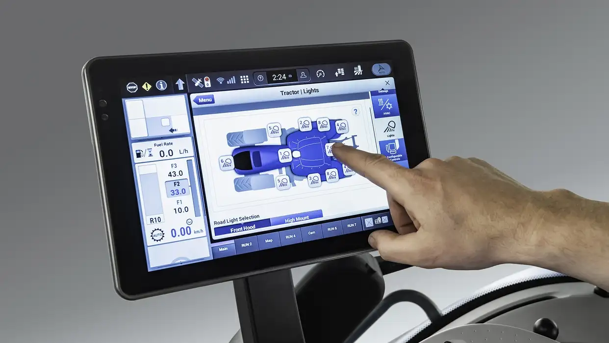 IntelliView Displays - New Holland PLM - Tractor Screen
