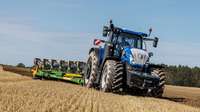 New Holland startet mit dem T7 XD in eine neue Traktoren- Generation: Vielseitigkeit als Antwort auf globale Herausforderungen