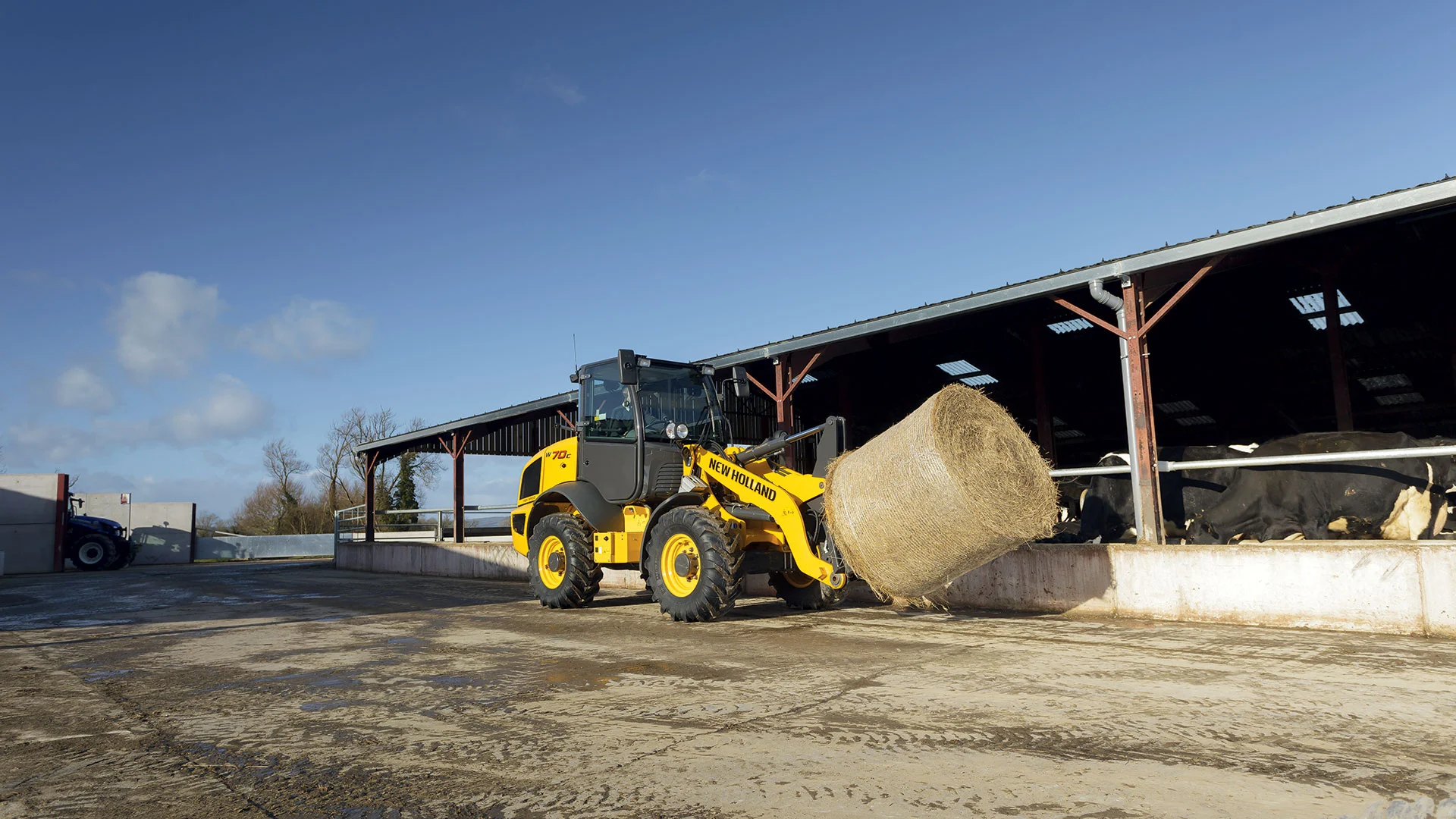 COMPACT WHEEL LOADERS