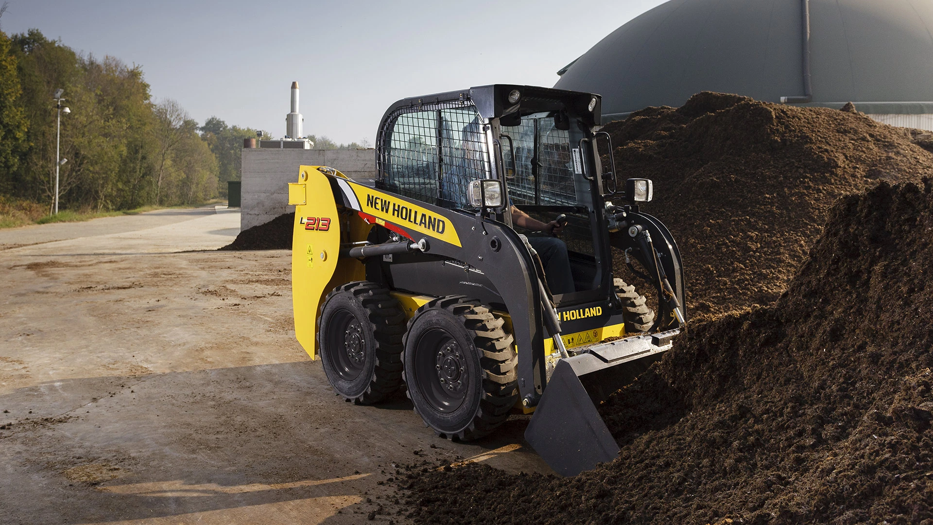 SKID STEER LOADERS ＆ COMPACT TRACK LOADERS