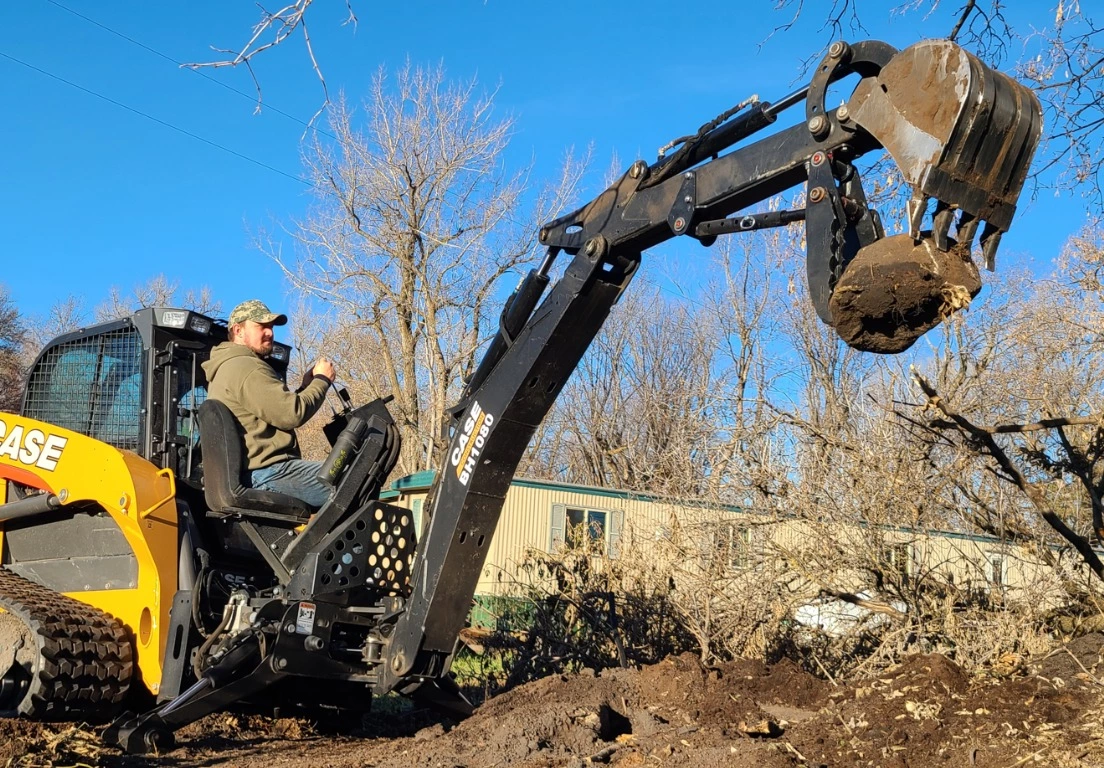 CASE SSL-CTL Backhoe Attachment | CASE