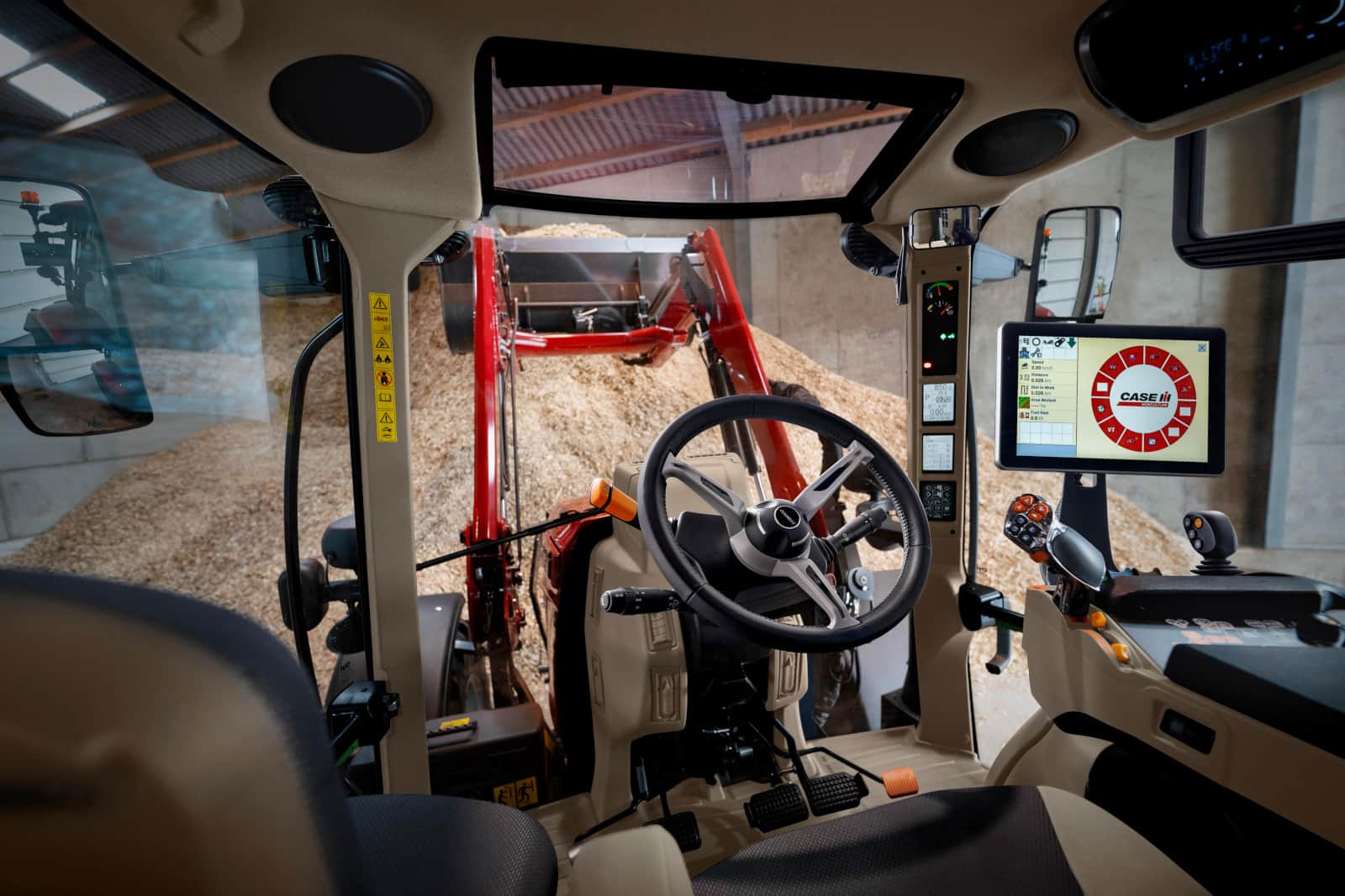 CASE IH_VESTRUM_130_CVXDRIVE_INSIDE CAB_resized