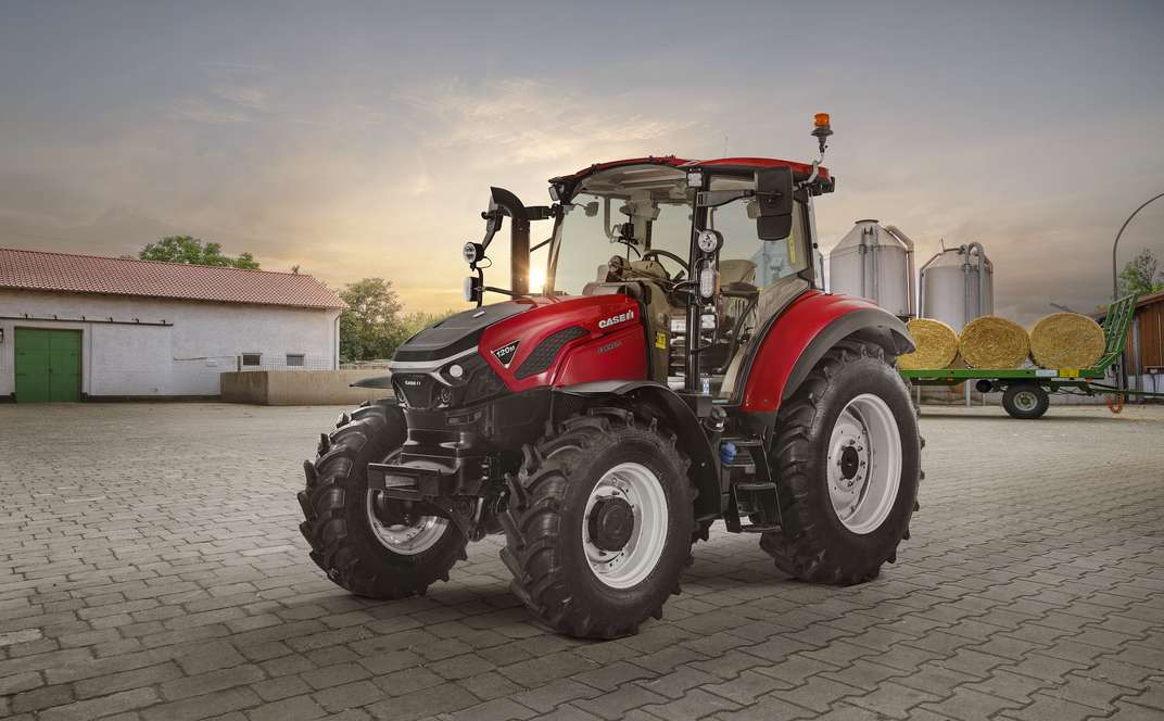 Case IH_New Farmall M Series Tractors_Farmall 120M.jpg