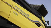 New Holland presenta la CR11, cosechadora insignia de última generación