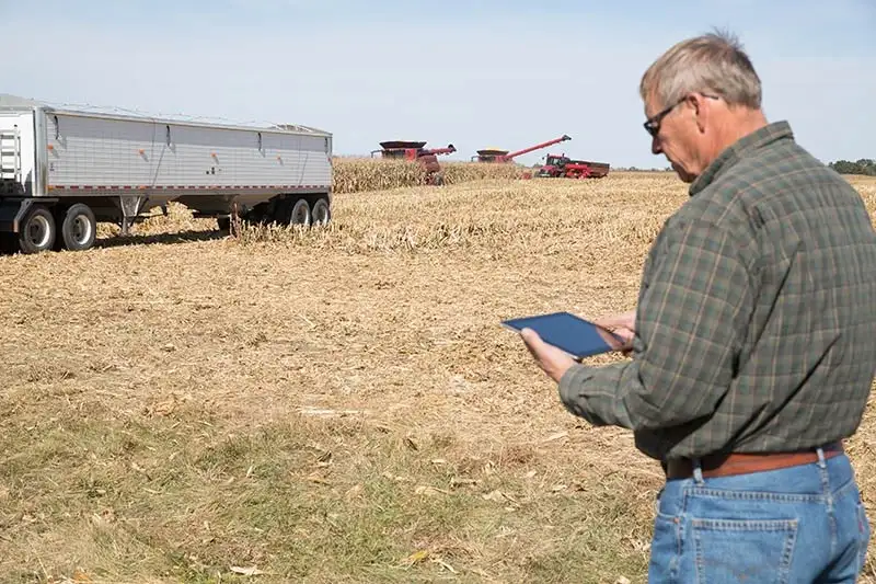 Producer using AFS Connect to manage equipment in field