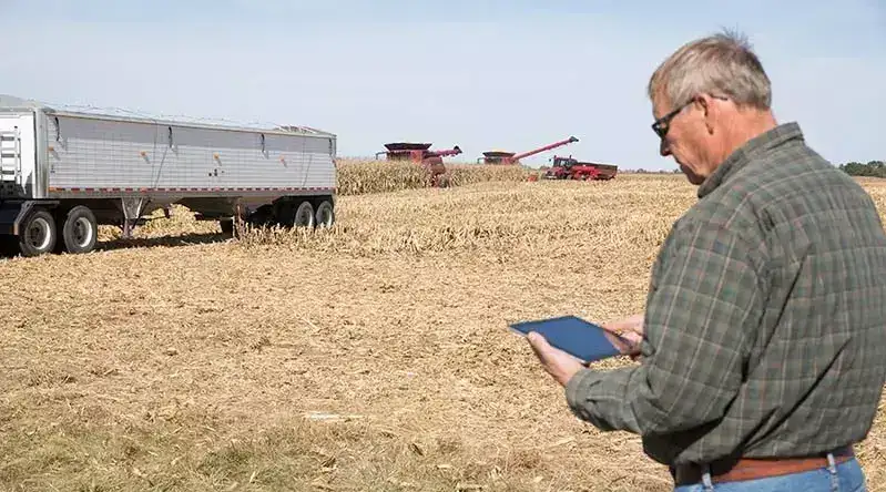Producer using AFS Connect to manage equipment in field