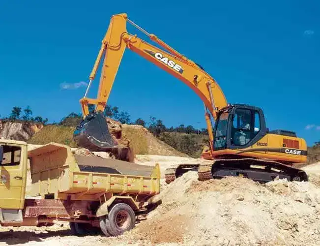 escavadeira-case-cx220-4