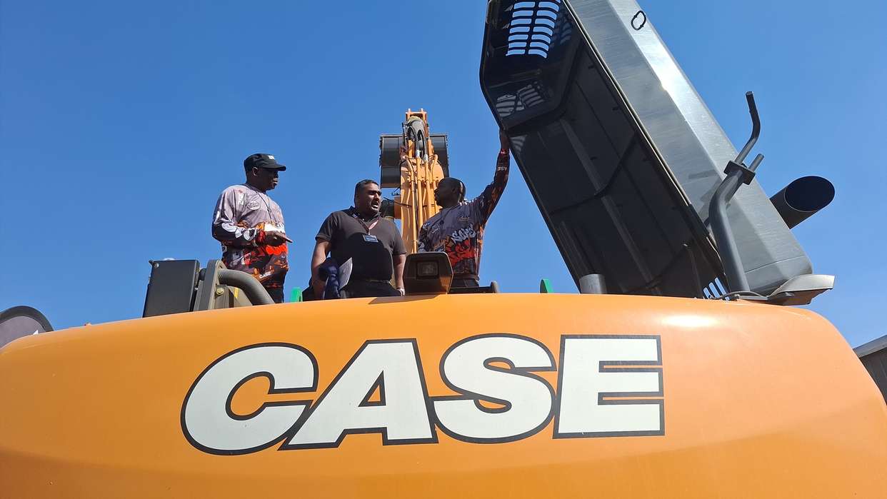 CASE Construction Equipment Makes Some Noise with VIP Demo Day
