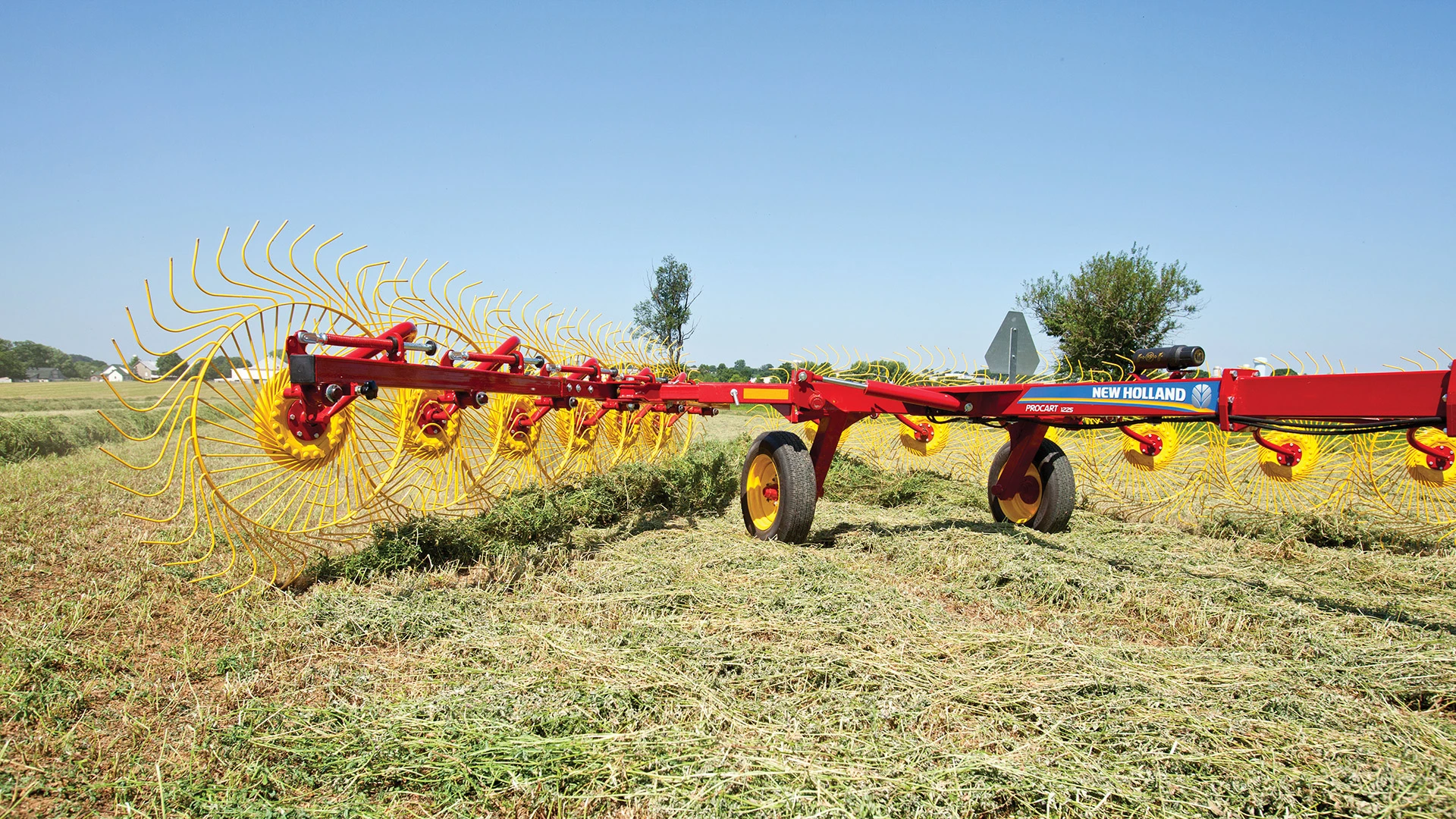 PROCART™ AND PROCART™ PLUS CARTED WHEEL RAKES