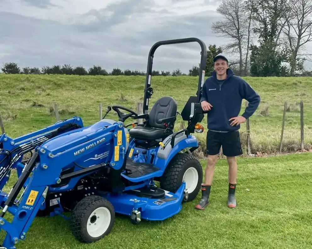 Hugh Jackson presented with New Holland Boomer 25C prize at _699587.jpg