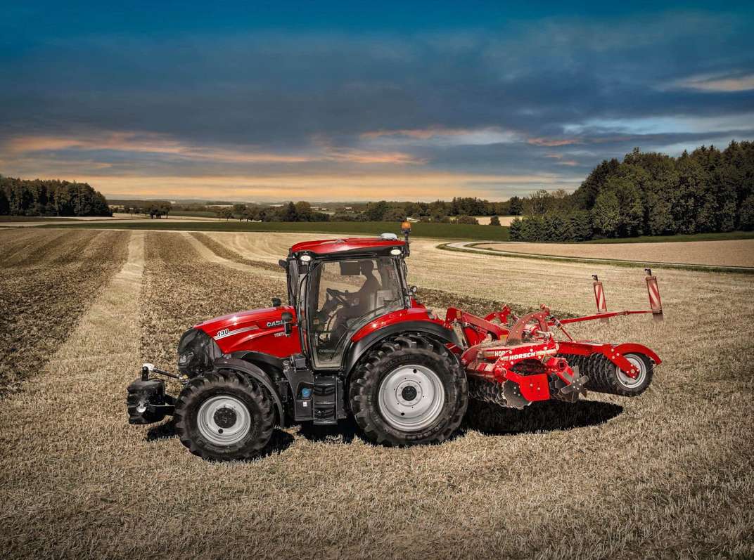 CASE IH_VESTRUM_130_CVXDRIVE_ON THE FIELD_resized