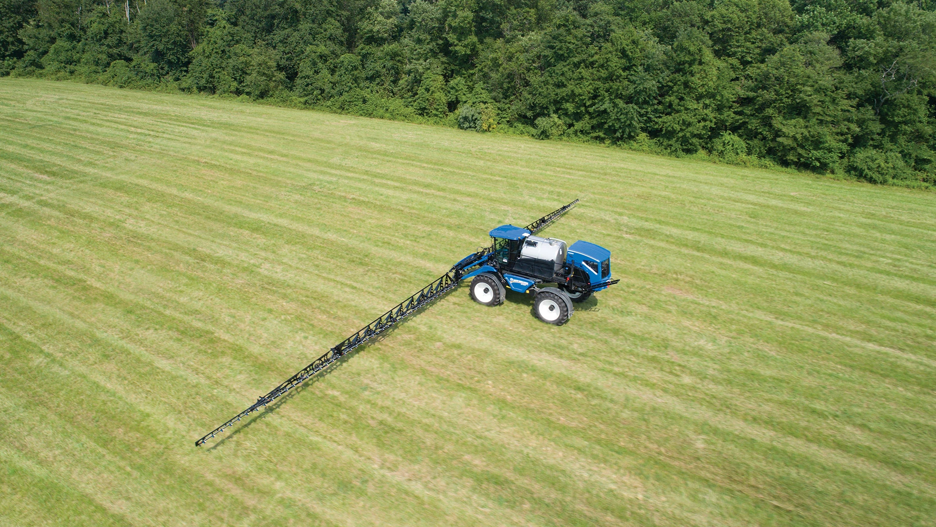 GUARDIAN™ SELF-PROPELLED FRONT BOOM SPRAYER