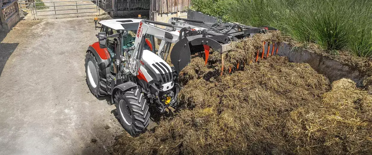 STEYR_Loaders_Website_Images_A7400683_ret
