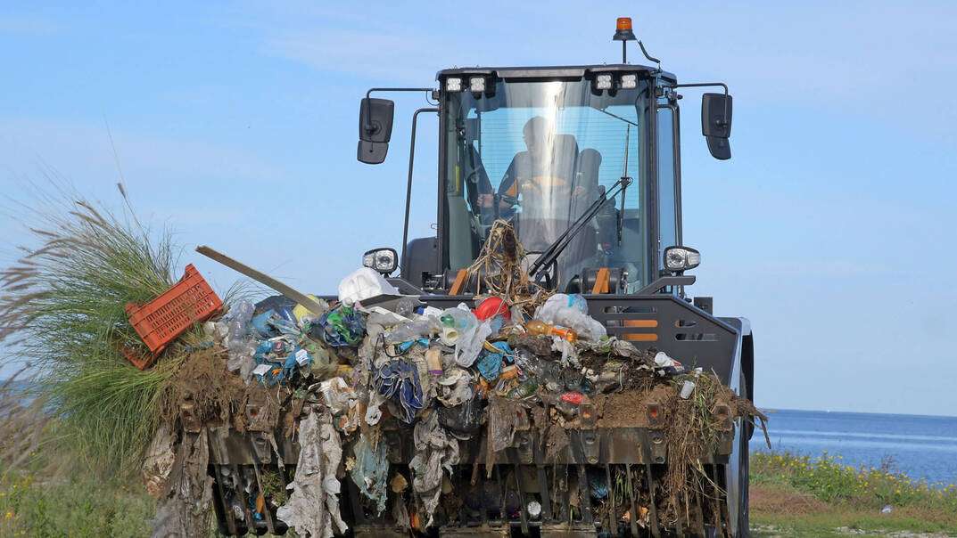 CASE COMPLETES ENVIRONMENTAL BEACH CARE CLEAN-UP PROJECT