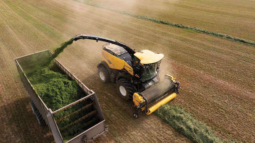 Il sistema di guida avanzata di New Holland per trattori speciali vince il premio EIMA per l'innovazione tecnica