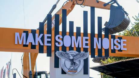 CASE Construction Makes Noise at Nampo Harvest Day 2025