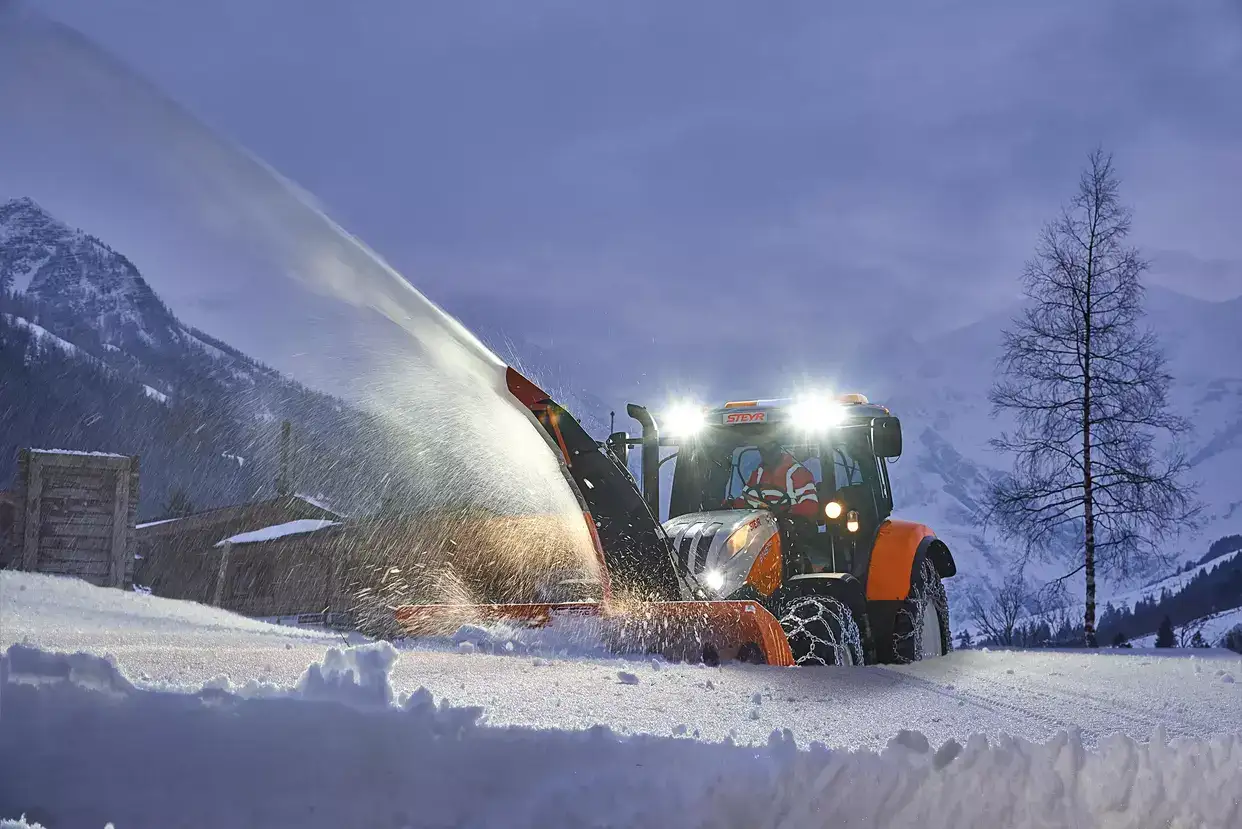 6145_profi_hydrac_snowcutter_muncipal_grossglockner_1605_003_2881_1923