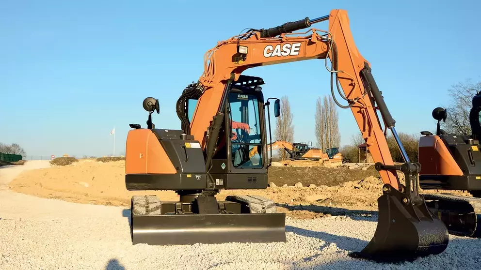 D-Series Midi-Excavators