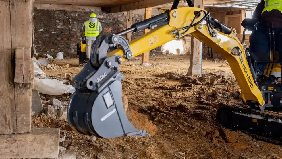 Backhoe Coupler Attachment New Holland Construction