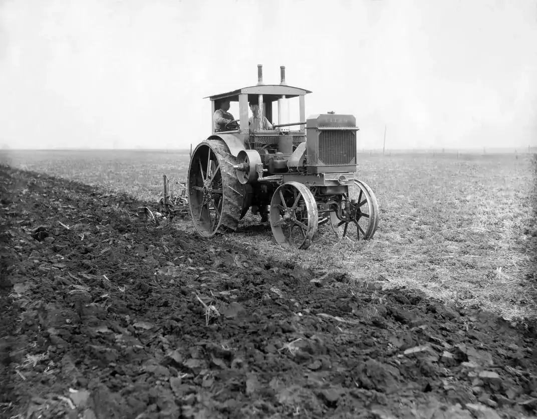 cih_historique_tracteurs_titan-Historique-296-04