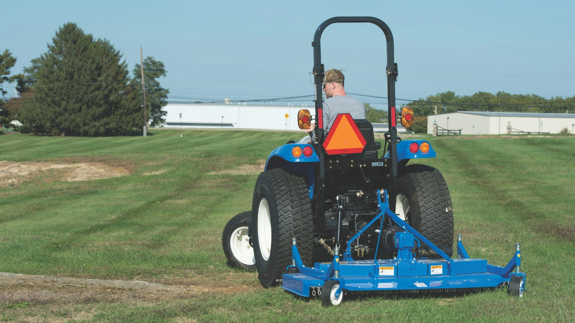 Rear-Mount Finish Mowers